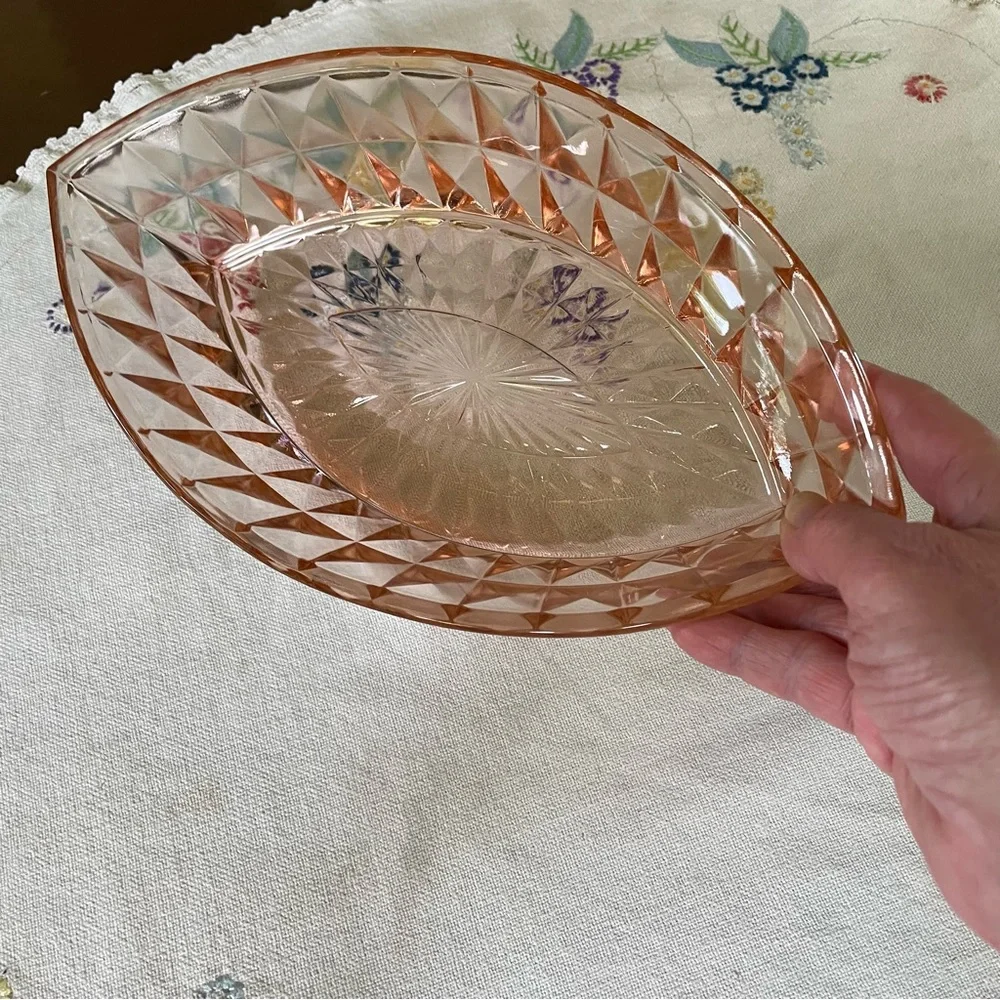 Antique Jeanette Glass Co. Windsor Diamond Pattern Pink Boat Shaped Bowl. 11.75